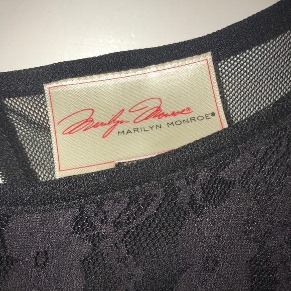 Lace Cutout Dress - Picture 4 of 8